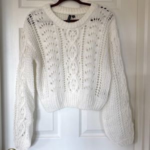 White bell sleeve sweater size M